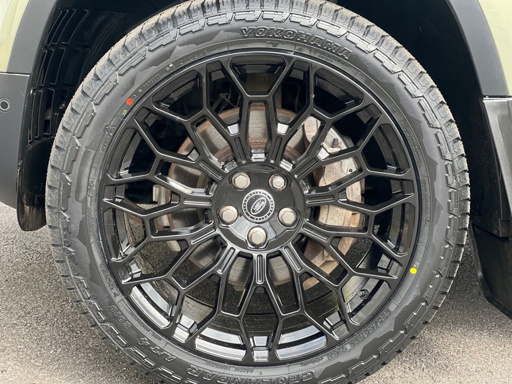 USED 2022 72 LAND ROVER DEFENDER 3.0 D300 MHEV HSE SUV 5dr Diesel Auto 4WD Euro 6 (s/s) (300 ps) BRAND NEW 22" WHEELS AND TYRES