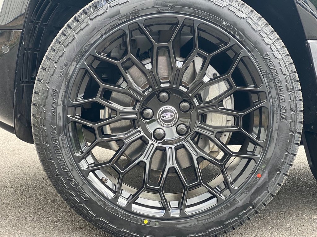 USED 2021 21 LAND ROVER DEFENDER 3.0 D300 MHEV X-Dynamic HSE SUV 5dr Diesel Auto 4WD Euro 6 (s/s) (300 ps) BRAND NEW 22" WHEELS & TYRES!