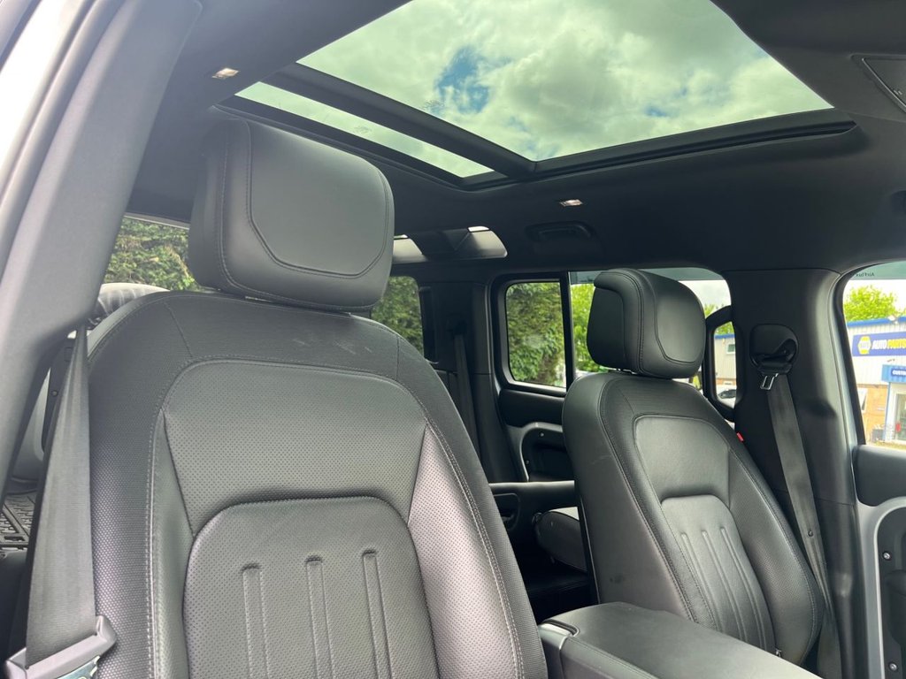 USED 2021 21 LAND ROVER DEFENDER 3.0 D300 MHEV X-Dynamic HSE SUV 5dr Diesel Auto 4WD Euro 6 (s/s) (300 ps) BRAND NEW 22" WHEELS & TYRES!