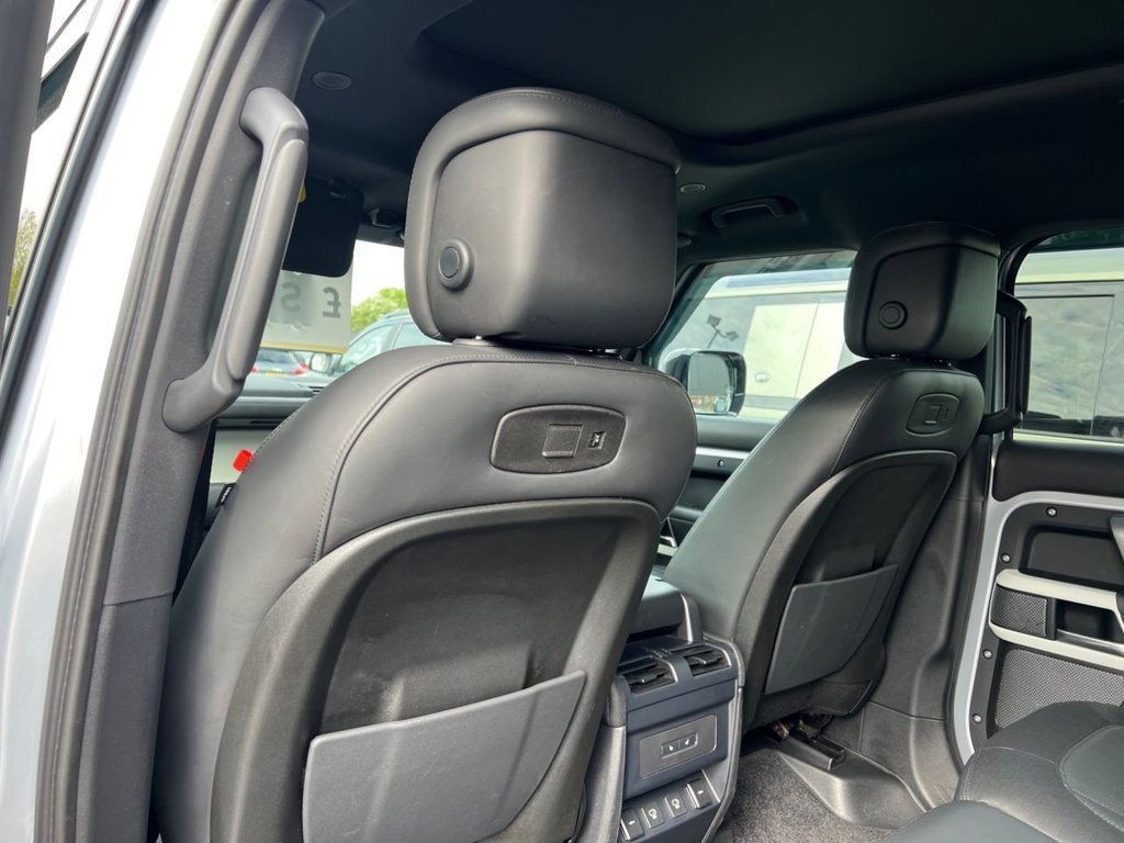 USED 2021 21 LAND ROVER DEFENDER 3.0 D300 MHEV X-Dynamic HSE SUV 5dr Diesel Auto 4WD Euro 6 (s/s) (300 ps) BRAND NEW 22" WHEELS & TYRES!