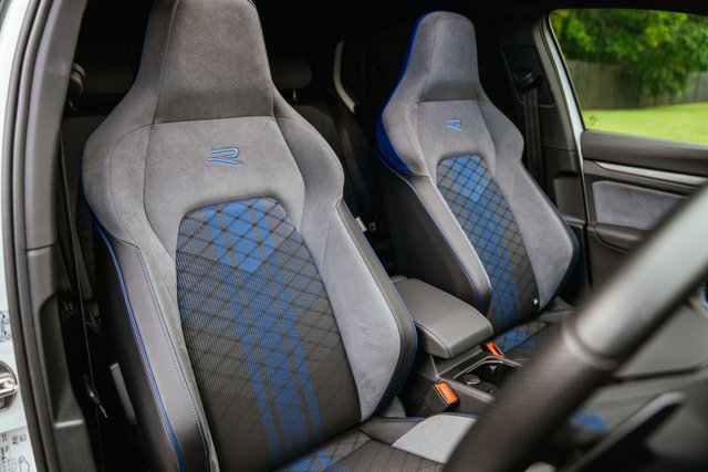 View our VOLKSWAGEN GOLF