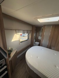 USED COACHMAN VIP 575 Stunning caravan,just serviced