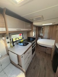 USED COACHMAN VIP 575 Stunning caravan,just serviced