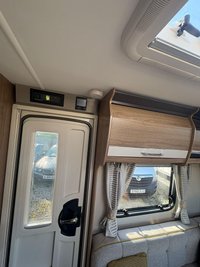 USED COACHMAN VIP 575 Stunning caravan,just serviced