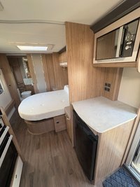 USED COACHMAN VIP 575 Stunning caravan,just serviced