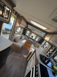 USED COACHMAN VIP 575 Stunning caravan,just serviced