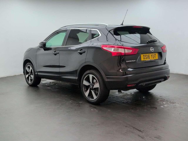 USED 2016 16 NISSAN QASHQAI 1.2 Qashqai N-Connecta DiG-T 5dr CLICK+COLLECT / HOME DELIVERY