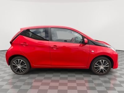 USED 2020 20 TOYOTA AYGO 1.0 VVT-i x-play Hatchback 5dr Petrol Manual Euro 6 (71 ps) 
