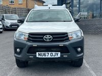 USED 2017 67 TOYOTA HI-LUX 2.4 D-4D Active Pickup Double Cab 4dr Diesel Manual 4WD Euro 6 NO VAT NO VAT (3.5t) (150 ps) *NO VAT* NO VAT* NO VAT*