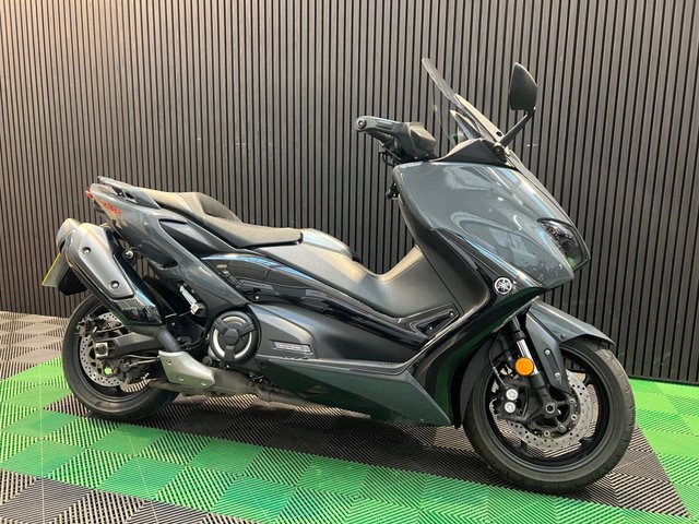 View our YAMAHA TMAX 560
