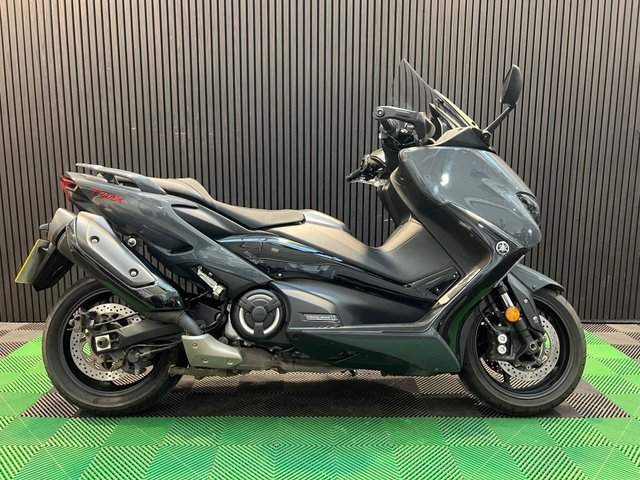 View our YAMAHA TMAX 560