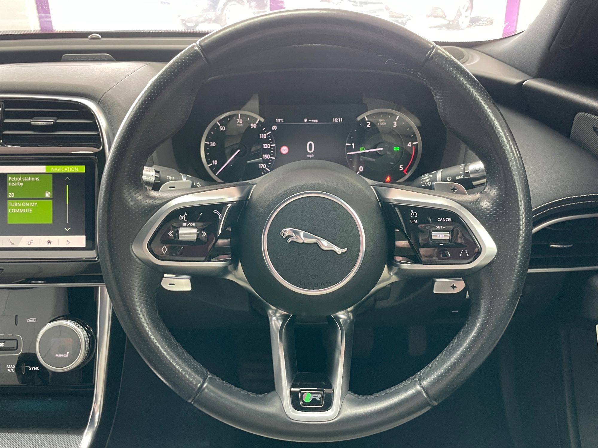 USED 2020 70 JAGUAR XE 2.0 D180 R-Dynamic S Saloon 4dr Diesel Auto Euro 6 (s/s) (180 ps) 