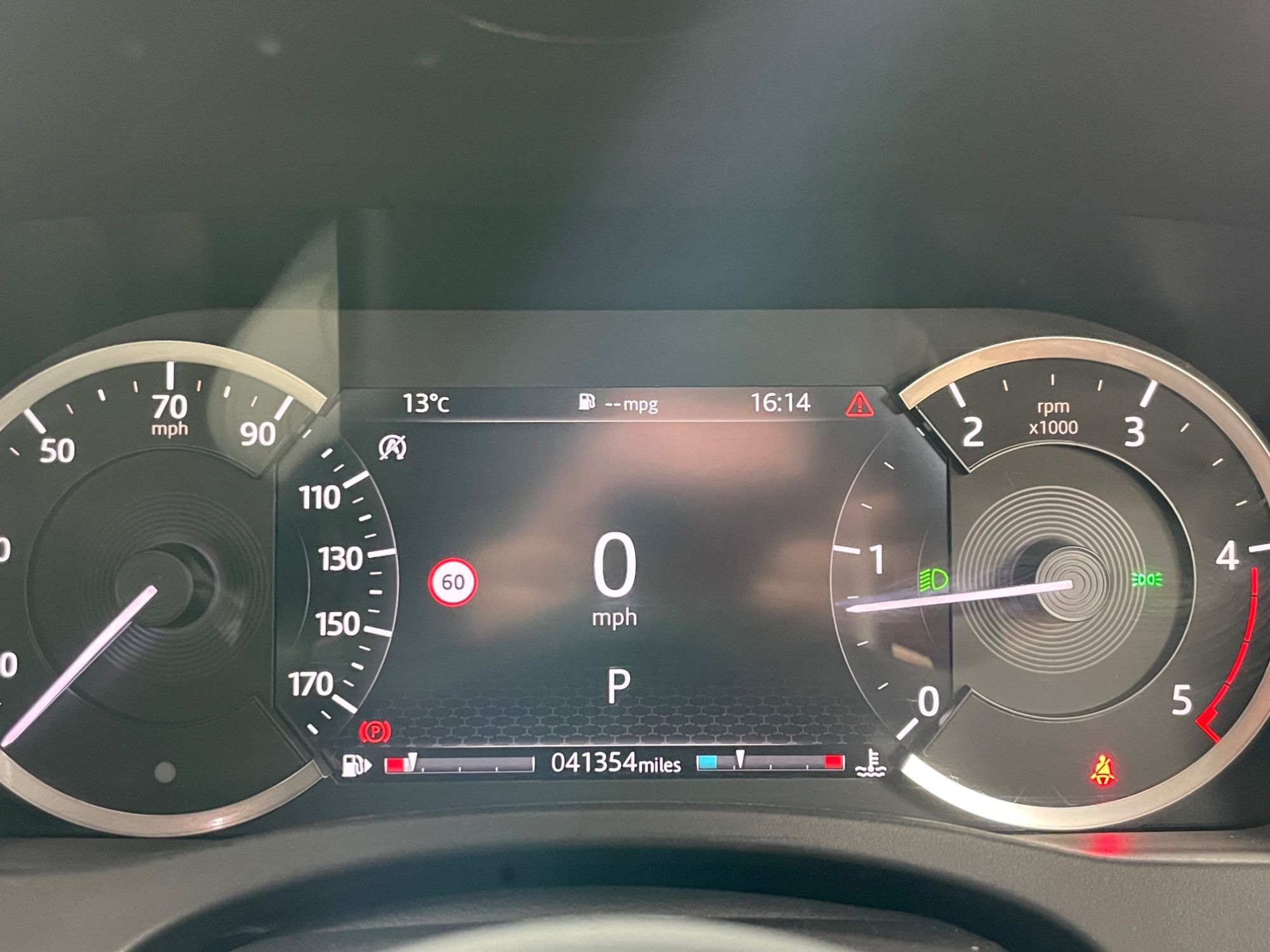 USED 2020 70 JAGUAR XE 2.0 D180 R-Dynamic S Saloon 4dr Diesel Auto Euro 6 (s/s) (180 ps) 