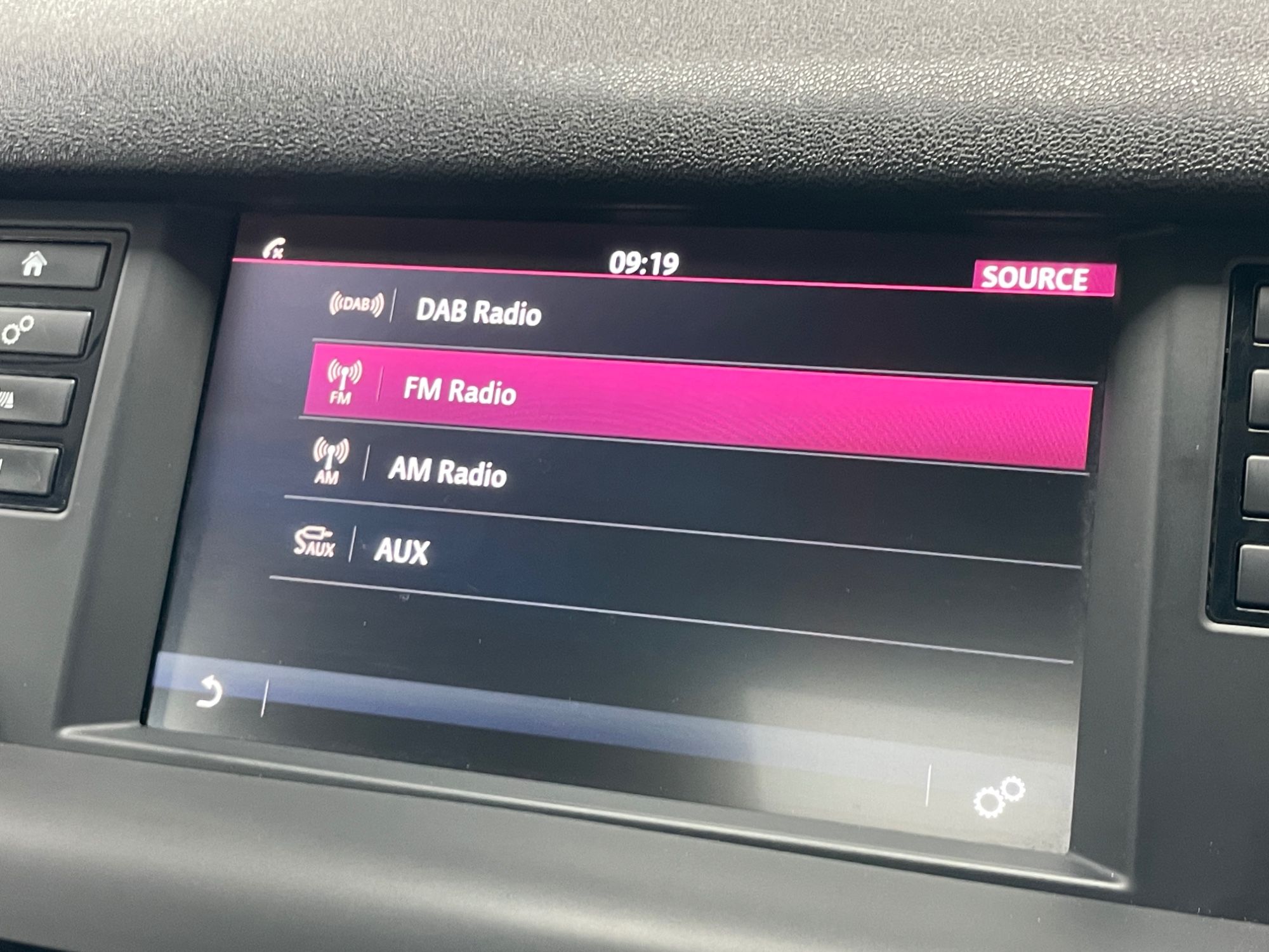 USED 2019 19 LAND ROVER DISCOVERY SPORT 2.0 eD4 HSE SUV 5dr Diesel Manual Euro 6 (s/s) (5 Seat) (150 ps) 