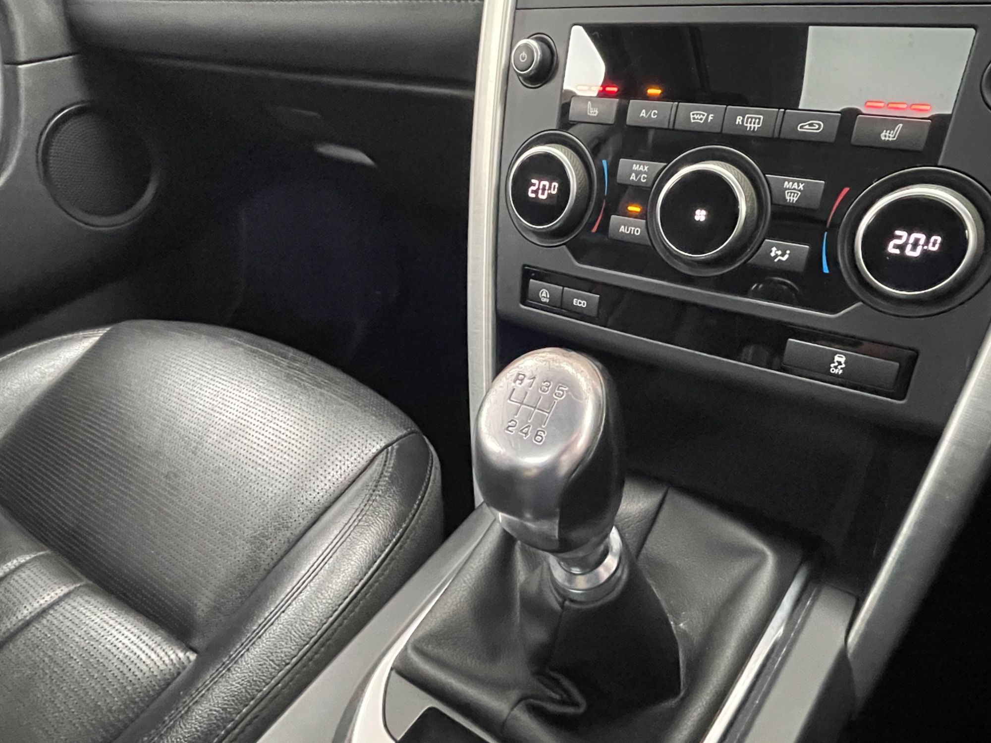 USED 2019 19 LAND ROVER DISCOVERY SPORT 2.0 eD4 HSE SUV 5dr Diesel Manual Euro 6 (s/s) (5 Seat) (150 ps) 