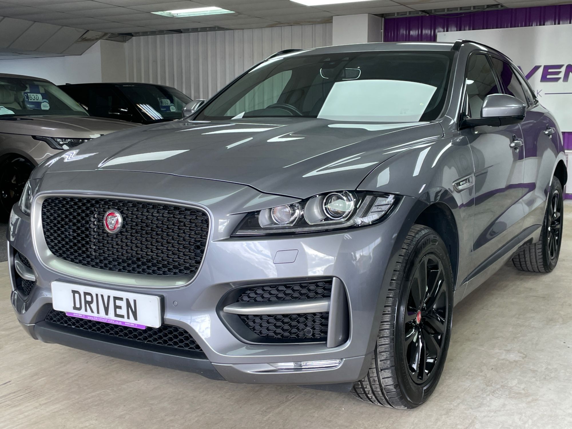 USED 2019 69 JAGUAR F-PACE 2.0 D180 R-Sport SUV 5dr Diesel Auto AWD Euro 6 (s/s) (180 ps) 