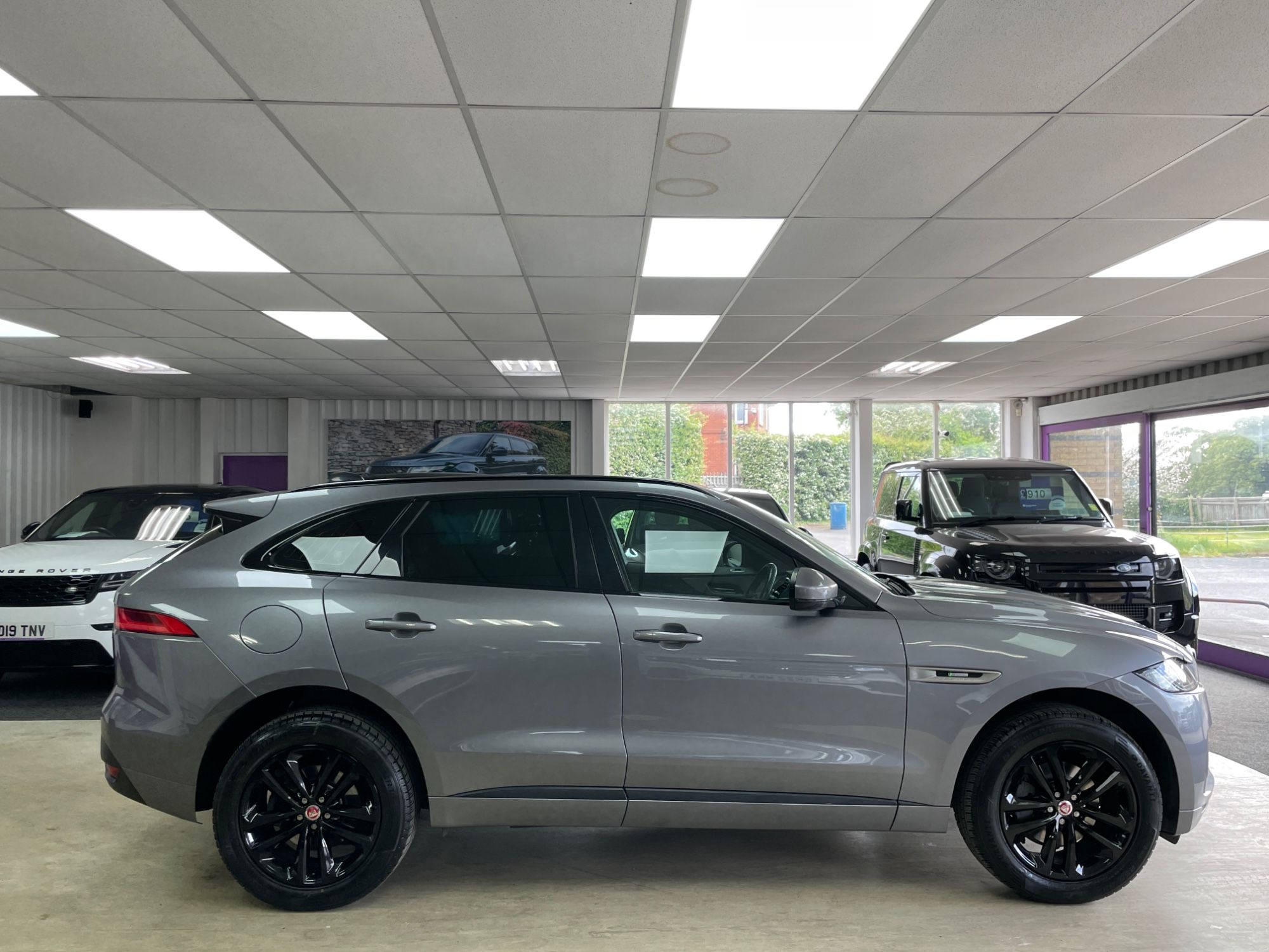 USED 2019 69 JAGUAR F-PACE 2.0 D180 R-Sport SUV 5dr Diesel Auto AWD Euro 6 (s/s) (180 ps) 