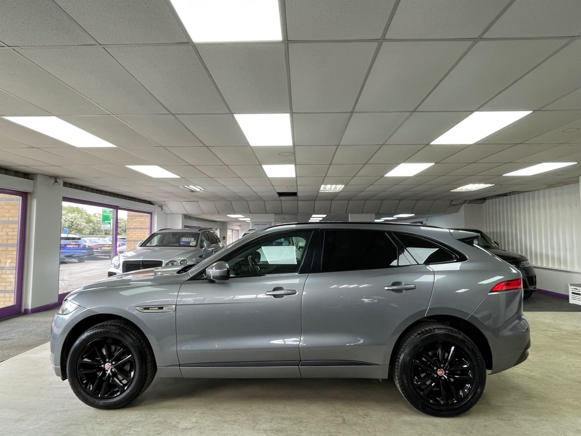 USED 2019 69 JAGUAR F-PACE 2.0 D180 R-Sport SUV 5dr Diesel Auto AWD Euro 6 (s/s) (180 ps) 