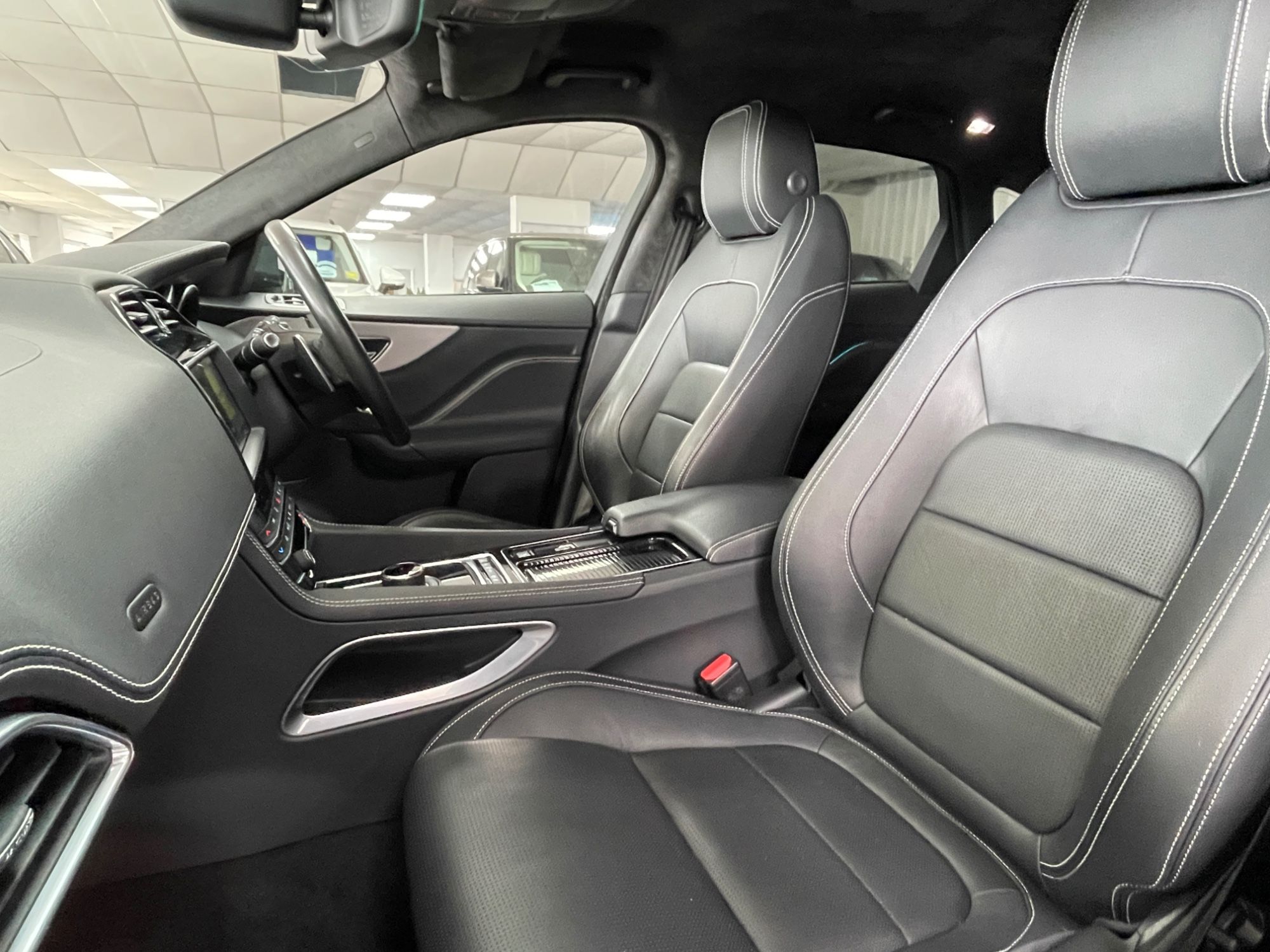 USED 2019 69 JAGUAR F-PACE 2.0 D180 R-Sport SUV 5dr Diesel Auto AWD Euro 6 (s/s) (180 ps) 