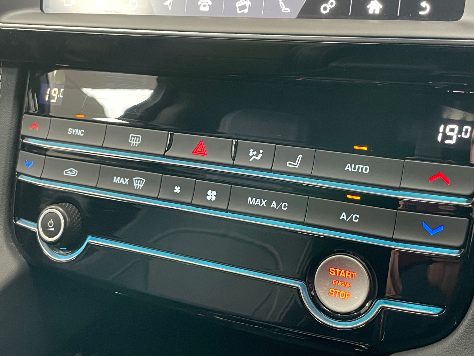 USED 2019 69 JAGUAR F-PACE 2.0 D180 R-Sport SUV 5dr Diesel Auto AWD Euro 6 (s/s) (180 ps) 