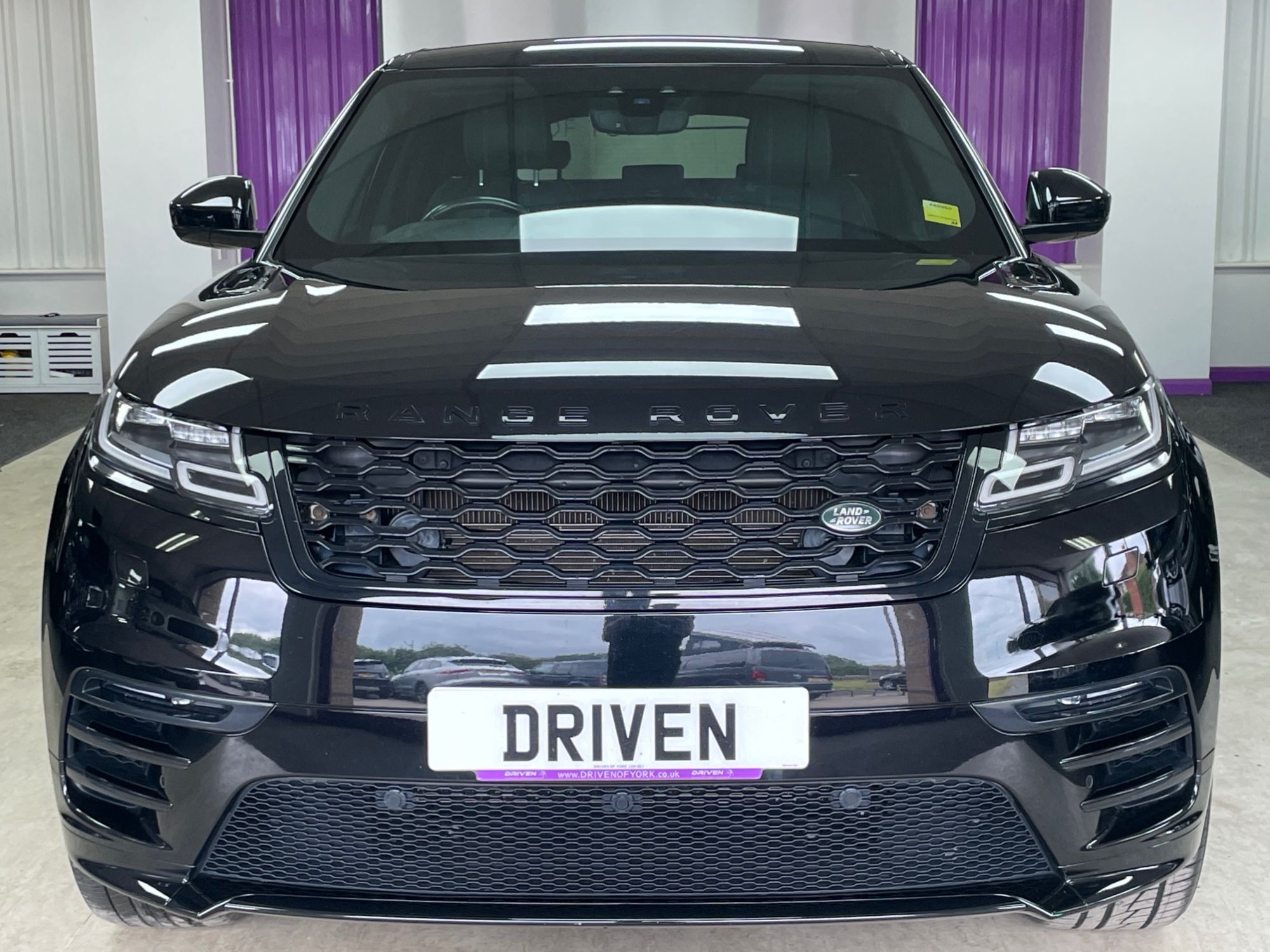 USED 2019 19 LAND ROVER RANGE ROVER VELAR 2.0 P250 R-Dynamic SE SUV 5dr Petrol Auto 4WD Euro 6 (s/s) (250 ps) 