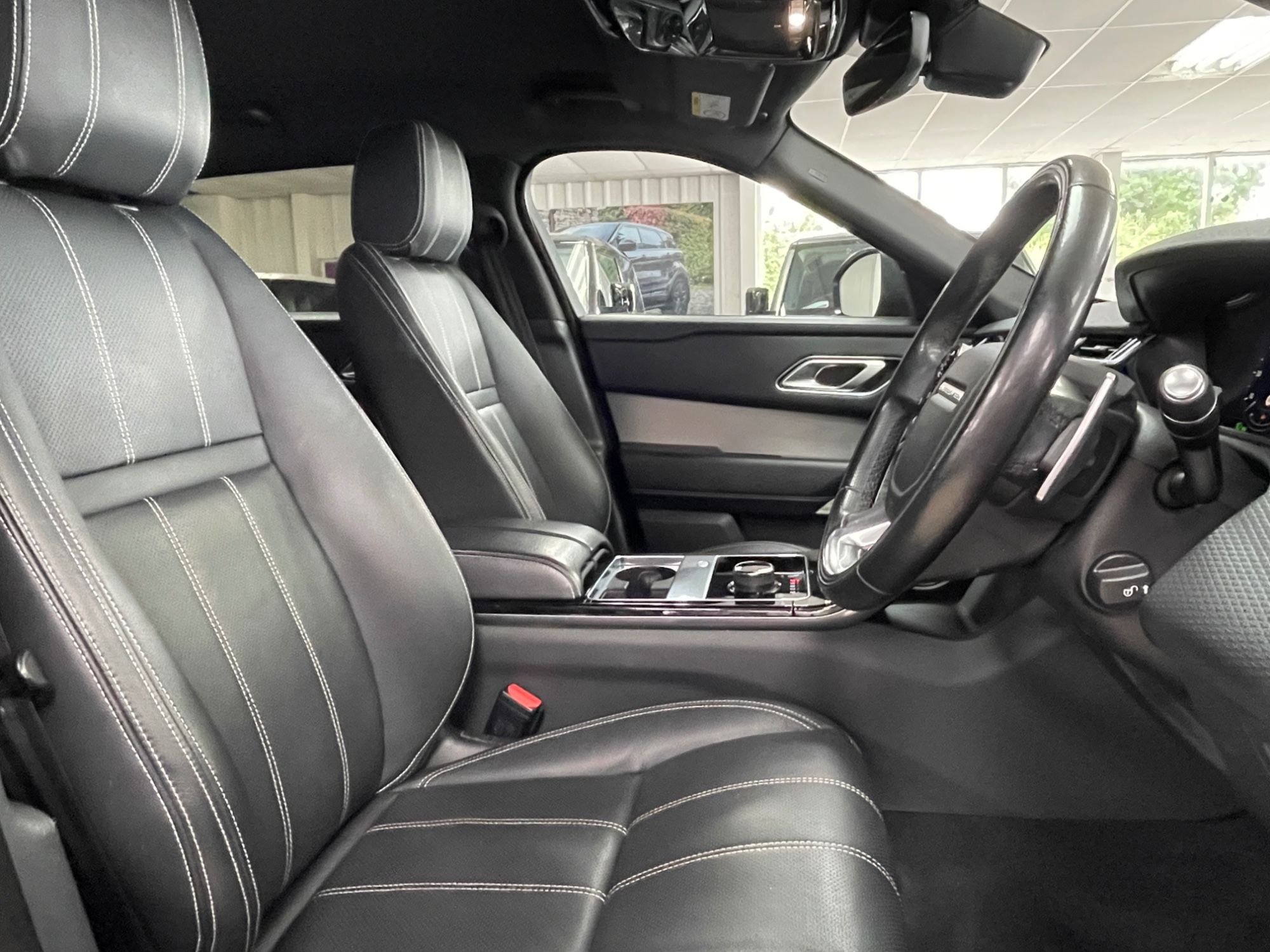 USED 2019 19 LAND ROVER RANGE ROVER VELAR 2.0 P250 R-Dynamic SE SUV 5dr Petrol Auto 4WD Euro 6 (s/s) (250 ps) 