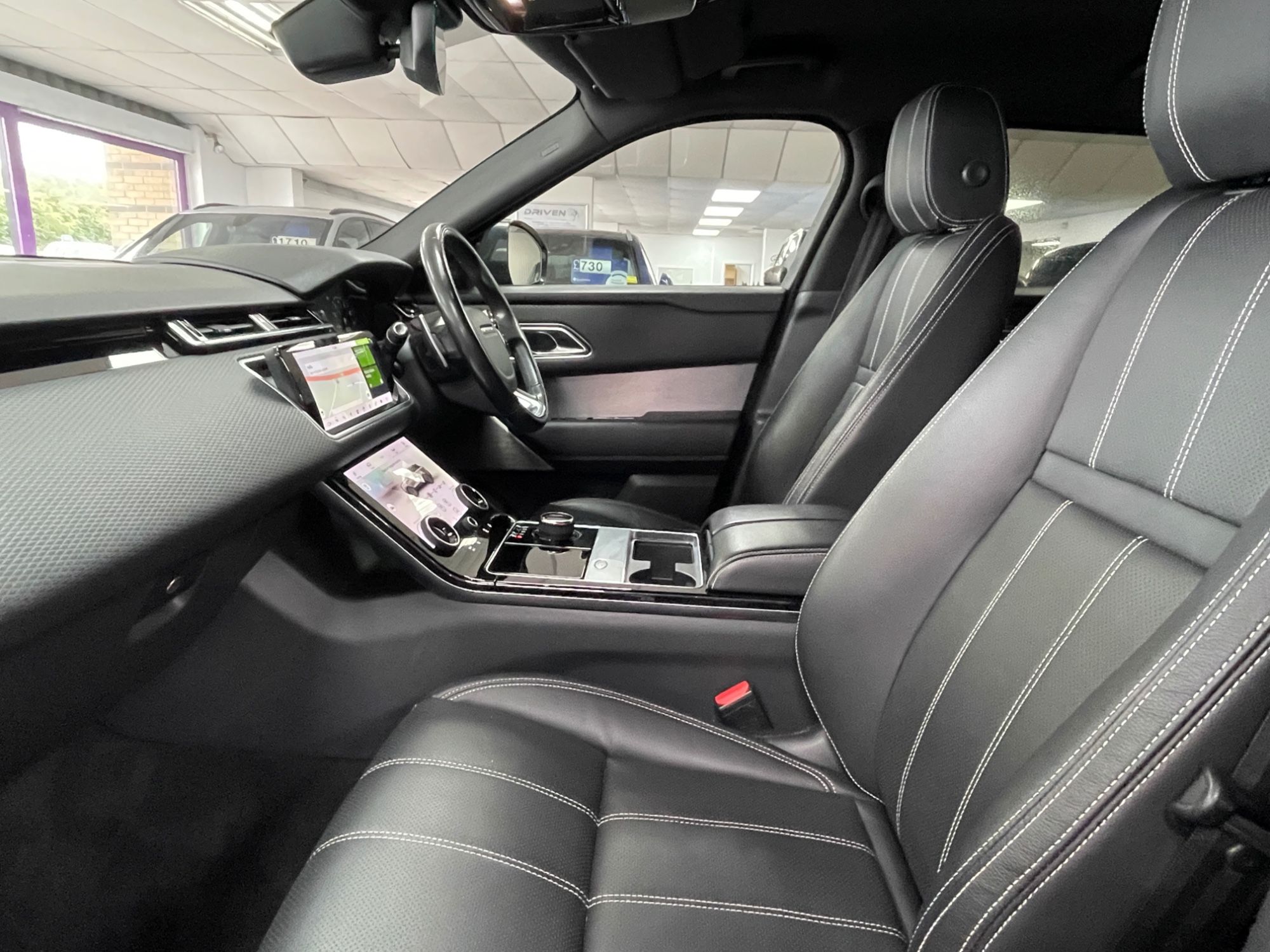 USED 2019 19 LAND ROVER RANGE ROVER VELAR 2.0 P250 R-Dynamic SE SUV 5dr Petrol Auto 4WD Euro 6 (s/s) (250 ps) 