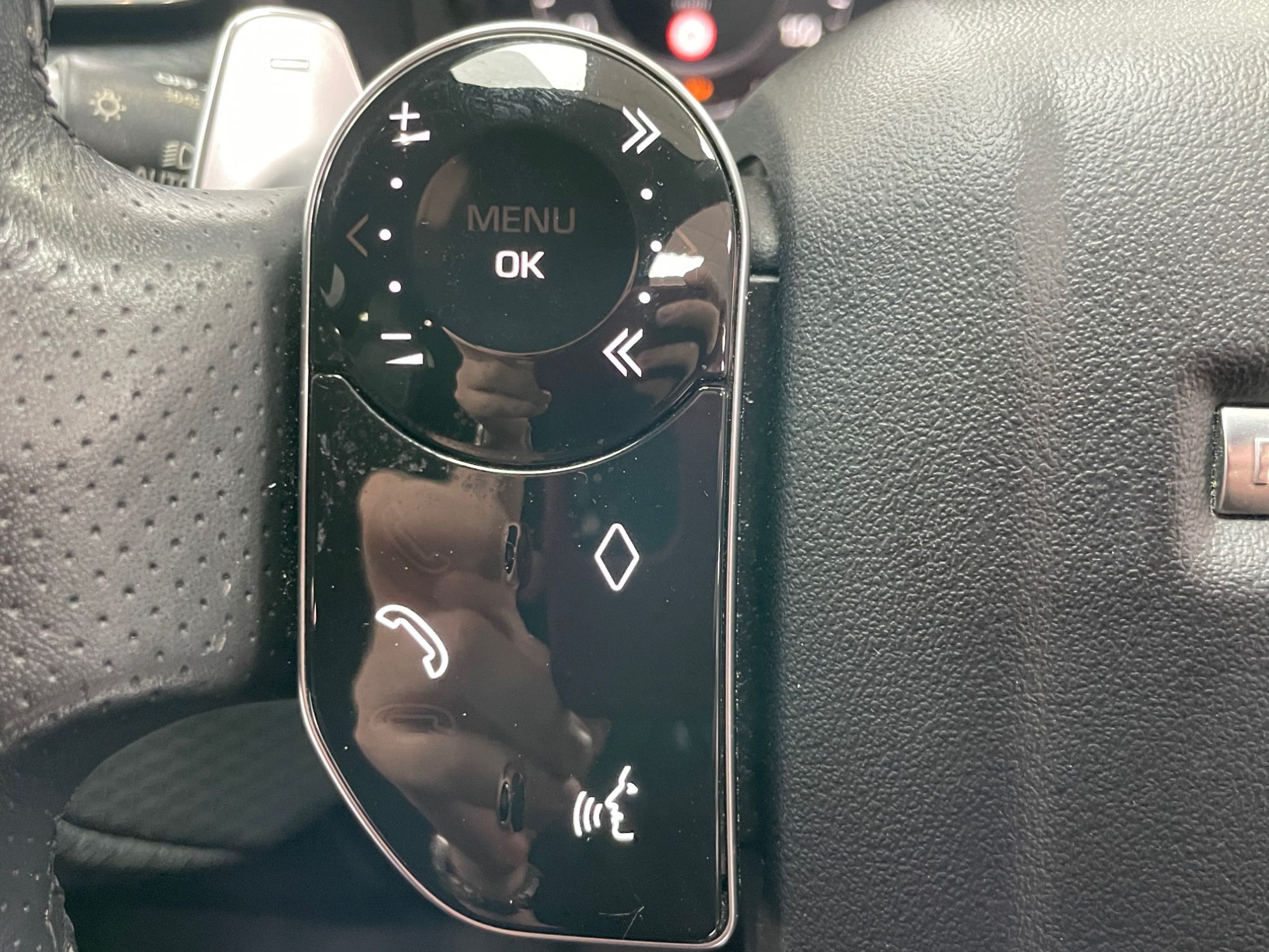 USED 2019 19 LAND ROVER RANGE ROVER VELAR 2.0 P250 R-Dynamic SE SUV 5dr Petrol Auto 4WD Euro 6 (s/s) (250 ps) 