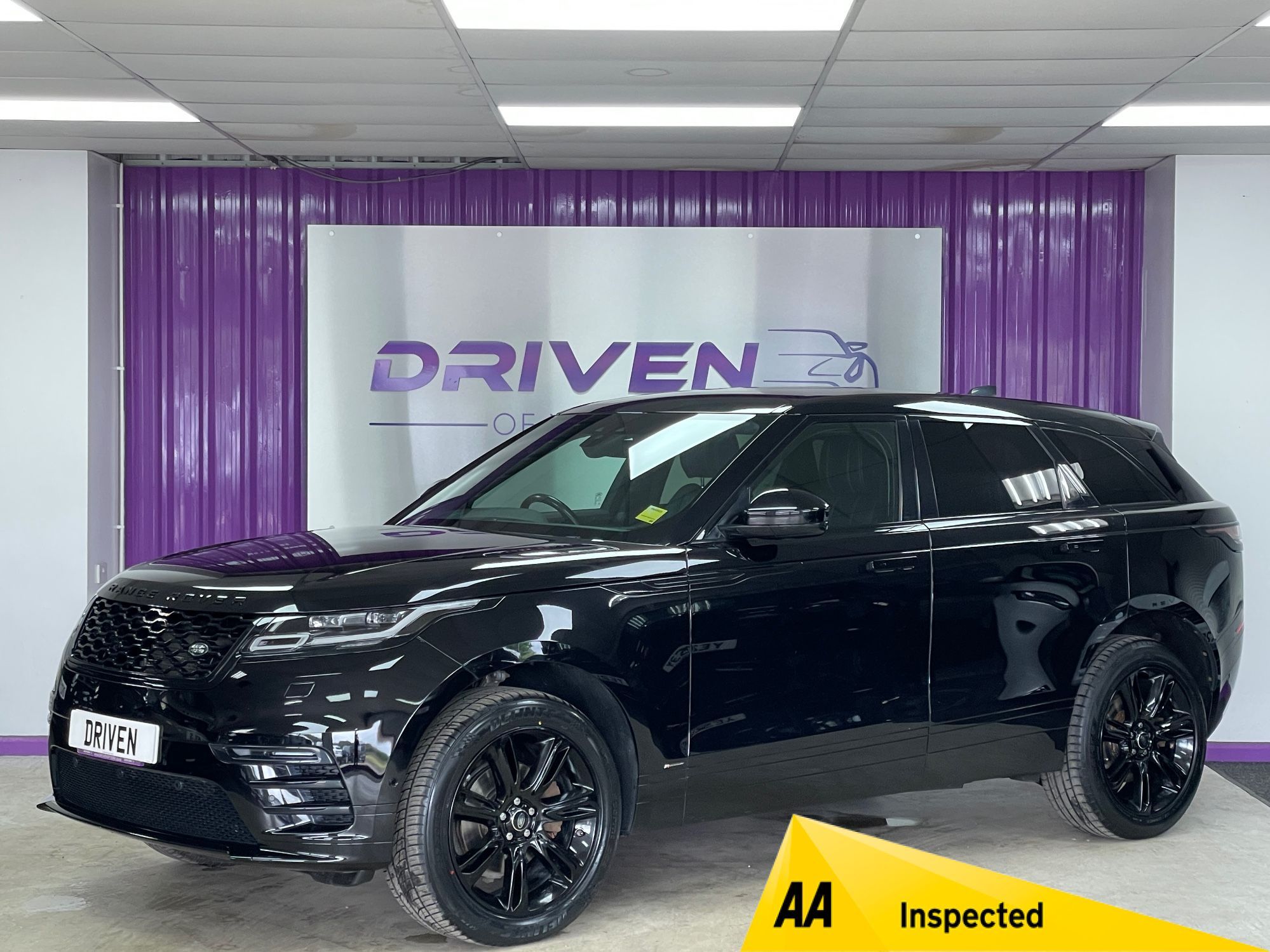USED 2019 19 LAND ROVER RANGE ROVER VELAR 2.0 P250 R-Dynamic SE SUV 5dr Petrol Auto 4WD Euro 6 (s/s) (250 ps) 
