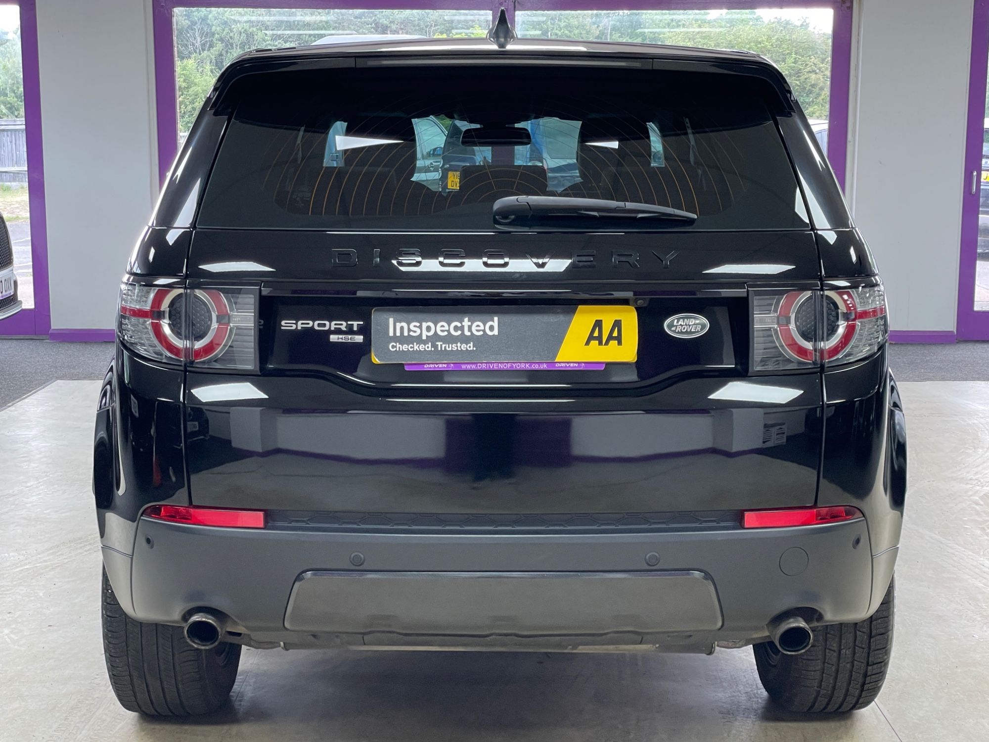 USED 2018 68 LAND ROVER DISCOVERY SPORT 2.0 eD4 HSE SUV 5dr Diesel Manual Euro 6 (s/s) (5 Seat) (150 ps) 