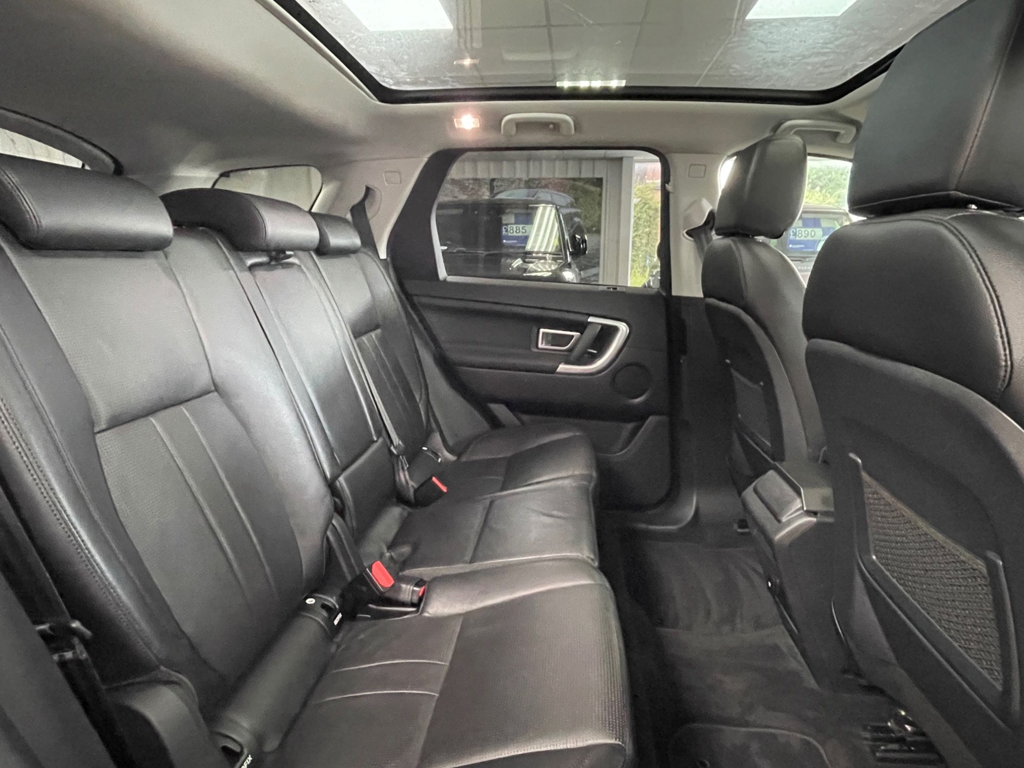 USED 2018 68 LAND ROVER DISCOVERY SPORT 2.0 eD4 HSE SUV 5dr Diesel Manual Euro 6 (s/s) (5 Seat) (150 ps) 