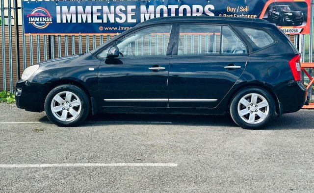 View our KIA CARENS