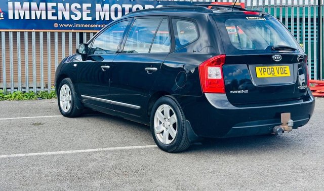 View our KIA CARENS