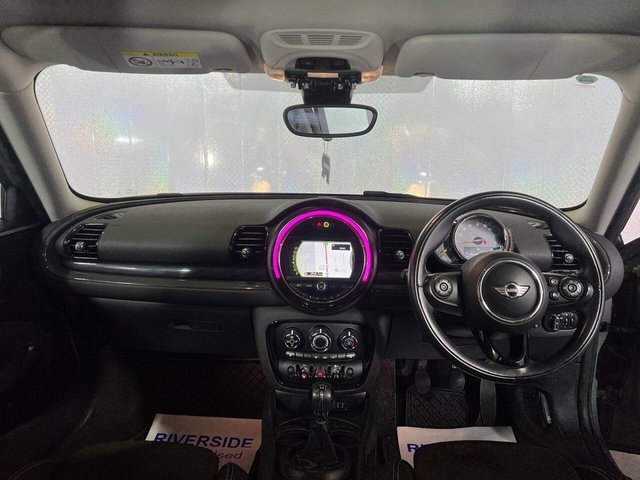 View our MINI CLUBMAN