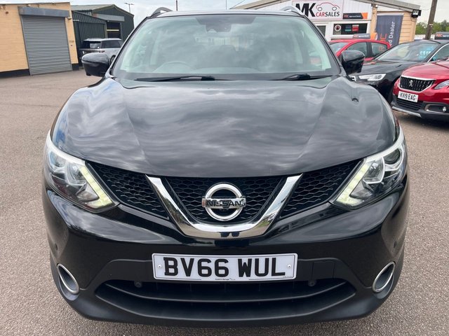 View our NISSAN QASHQAI