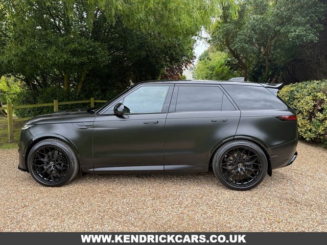 View our LAND ROVER RANGE ROVER SPORT