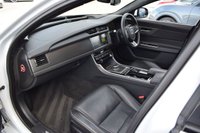 USED 2016 66 JAGUAR XF 3.0 V6 S Saloon 4dr Petrol Auto Euro 6 (s/s) (380 ps) PAN ROOF / COOLED SEATS / HUD