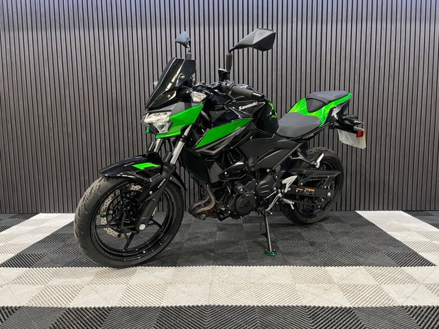 View our KAWASAKI Z400