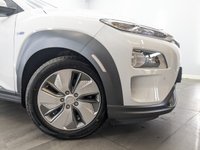 USED 2020 20 HYUNDAI KONA 64kWh Premium SE SUV 5dr Electric Auto (7kW Charger) (204 ps) 17 INCH ALLOY WHEELS,  PARKING SENSORS - REAR CAMERA , HEAD-UP DISPLAY , HEATED SEATS , APPLE CARPLAY - ANDROID AUTO , FULL SERVICE HISTORY