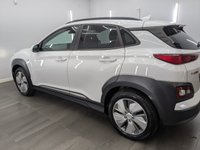 USED 2020 20 HYUNDAI KONA 64kWh Premium SE SUV 5dr Electric Auto (7kW Charger) (204 ps) 17 INCH ALLOY WHEELS,  PARKING SENSORS - REAR CAMERA , HEAD-UP DISPLAY , HEATED SEATS , APPLE CARPLAY - ANDROID AUTO , FULL SERVICE HISTORY