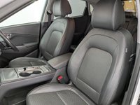 USED 2020 20 HYUNDAI KONA 64kWh Premium SE SUV 5dr Electric Auto (7kW Charger) (204 ps) 17 INCH ALLOY WHEELS,  PARKING SENSORS - REAR CAMERA , HEAD-UP DISPLAY , HEATED SEATS , APPLE CARPLAY - ANDROID AUTO , FULL SERVICE HISTORY