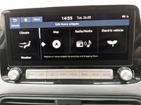 USED 2020 20 HYUNDAI KONA 64kWh Premium SE SUV 5dr Electric Auto (7kW Charger) (204 ps) 17 INCH ALLOY WHEELS,  PARKING SENSORS - REAR CAMERA , HEAD-UP DISPLAY , HEATED SEATS , APPLE CARPLAY - ANDROID AUTO , FULL SERVICE HISTORY