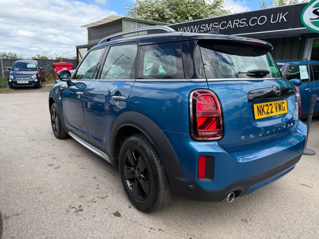 View our MINI COUNTRYMAN