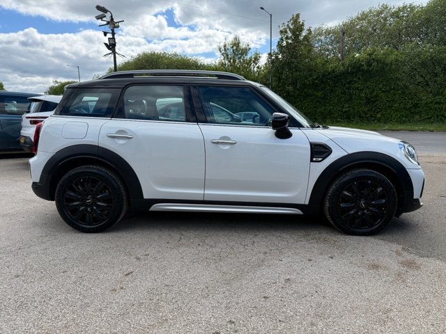 View our MINI COUNTRYMAN