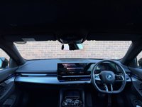 USED 2024 74 BMW 5 SERIES 2.0 530e 22.1kWh M Sport Saloon 4dr Petrol Plug-in Hybrid Steptronic Euro 6 (s/s) (299 ps) 