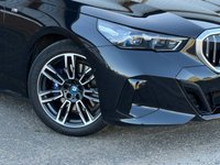 USED 2024 74 BMW 5 SERIES 2.0 530e 22.1kWh M Sport Saloon 4dr Petrol Plug-in Hybrid Steptronic Euro 6 (s/s) (299 ps) 