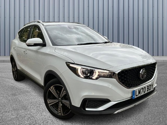 2020 ZS 44.5KWH EXCLUSIVE AUTO 5DR 1 P OWNER PANROOF CARPLAY 2KEY YEAR 2020... photo