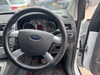 USED 2011 61 FORD KUGA 2.0 TDCi Titanium SUV 5dr Diesel Powershift AWD Euro 5 (163 ps) SUV