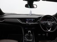 USED 2017 67 VAUXHALL INSIGNIA 1.6 Turbo D ecoTEC BlueInjection SRi VX Line Nav Grand Sport 5dr Diesel Manual Euro 6 (s/s) (136 ps) AMBIENT LIGHT | HEATED STEER