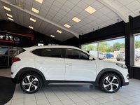 USED 2015 65 HYUNDAI TUCSON 2.0 CRDi Premium SUV 5dr Diesel Auto 4WD Euro 6 (136 ps) 